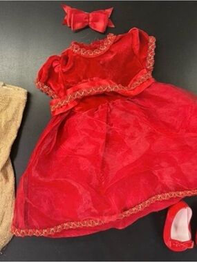 American Girl 1998 Berry Christmas Outfit